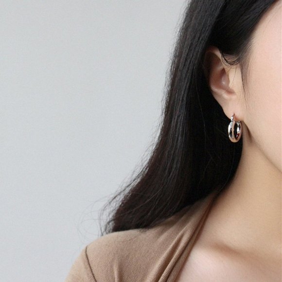 *NEW 18K Gold Tube Hoop Earrings C6 - Picture 7 of 9